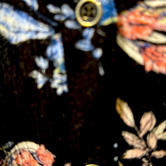 Free People Button Up V Neck Floral Print Blouse sz M Hi Low Hem Long Sleeve - Picture 6 of 7